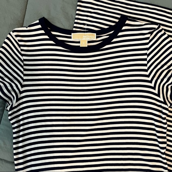 -SOLD- NWOT Micheal Kors Navy Striped Maxi Dress - Picture 8 of 13